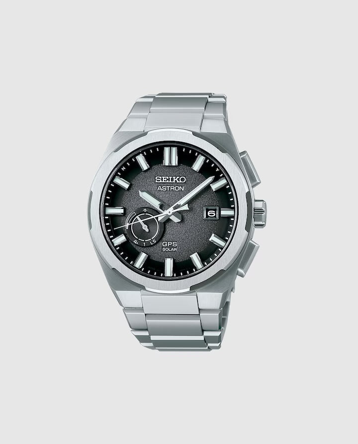 Reloj de hombre astron ssj025j1 de titanio y correa plateada