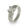 Anillo oro blanco 18 kts, con diamantes central y