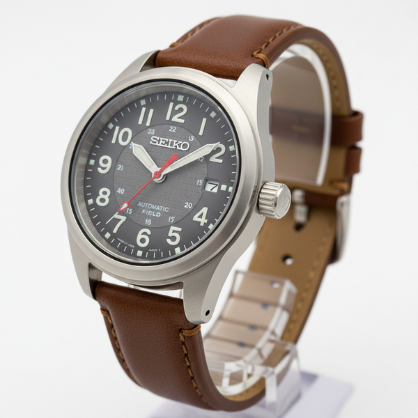 Seiko Field Series Expedition Gris SRPG49